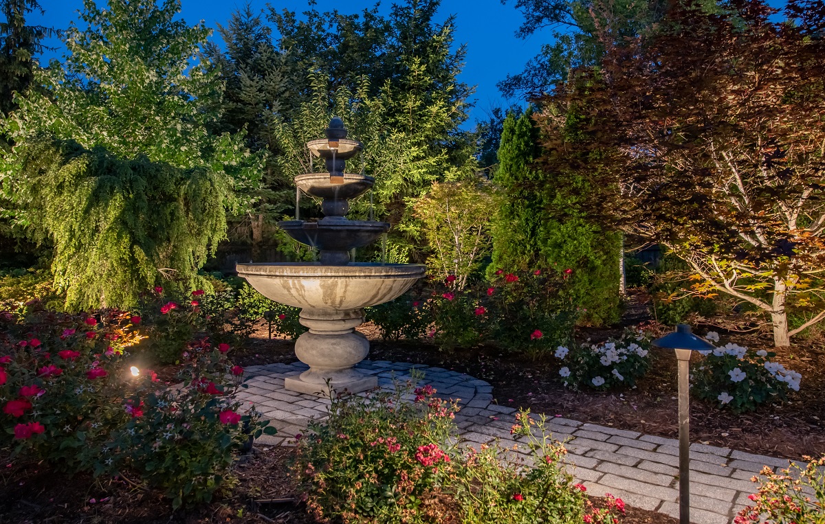 custom landscape garden lighting with fountain